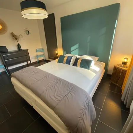 - Maison Les Calanques - Piscine Chauffee Holiday home *